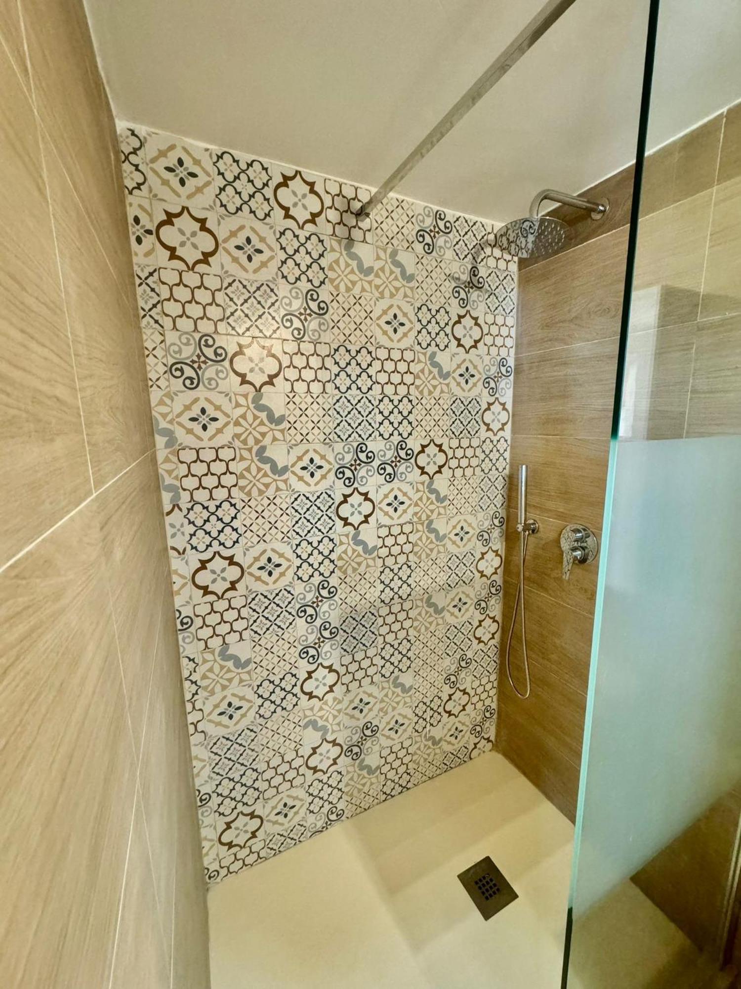Sunrise Home يتوجاني المظهر الخارجي الصورة