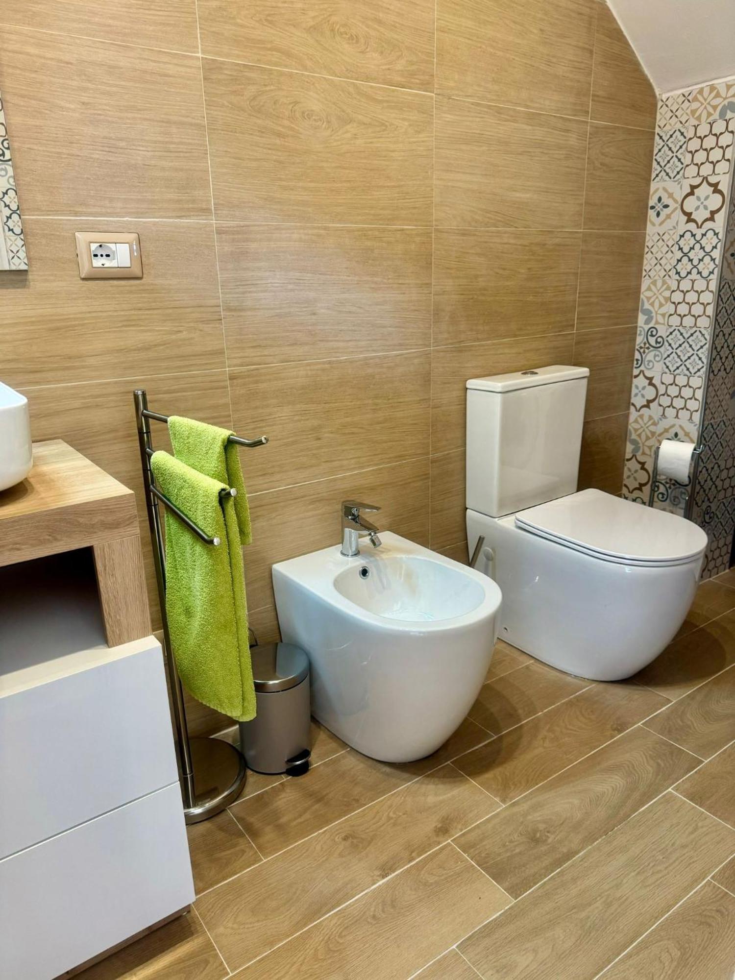 Sunrise Home يتوجاني المظهر الخارجي الصورة