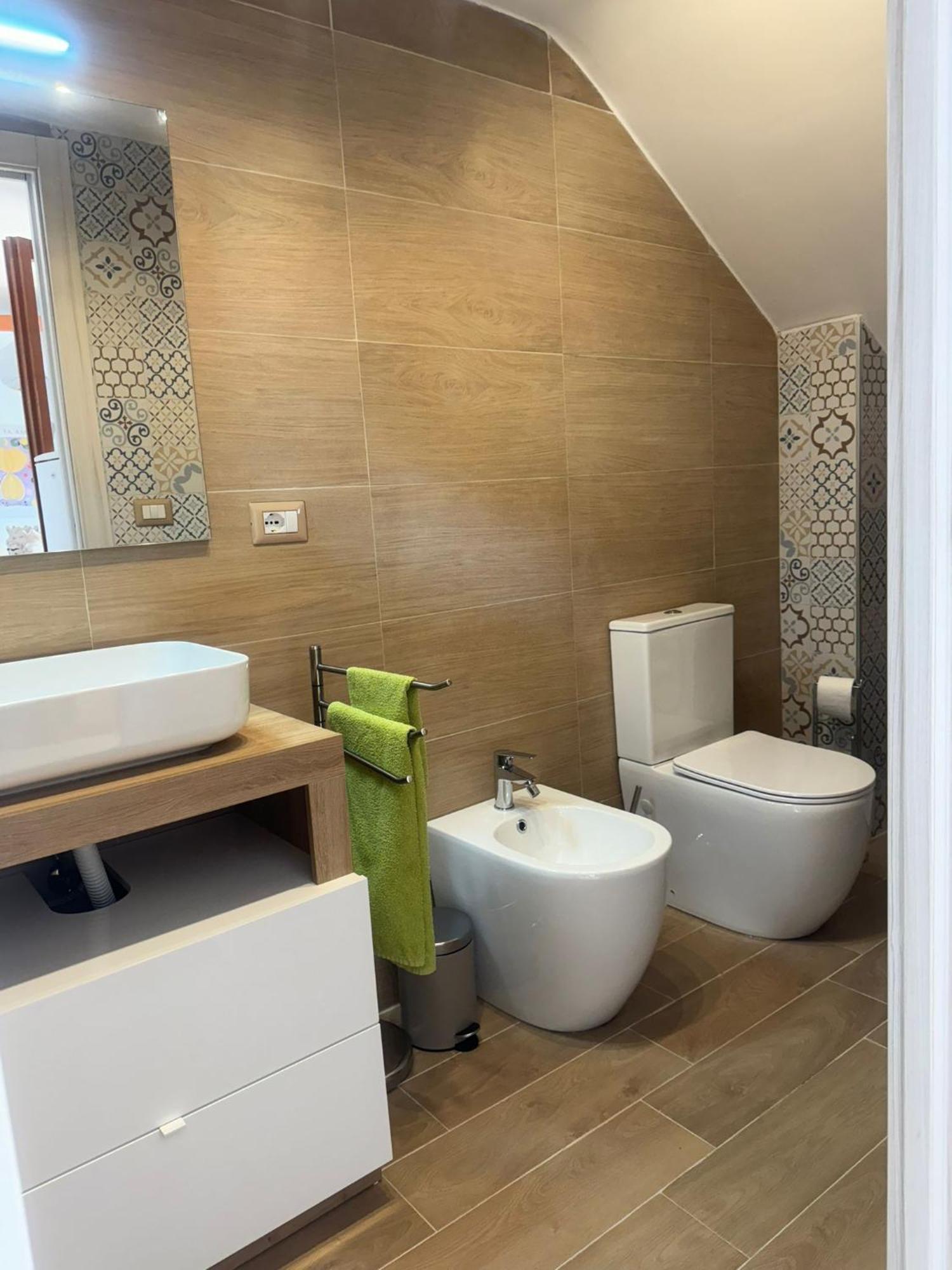 Sunrise Home يتوجاني المظهر الخارجي الصورة