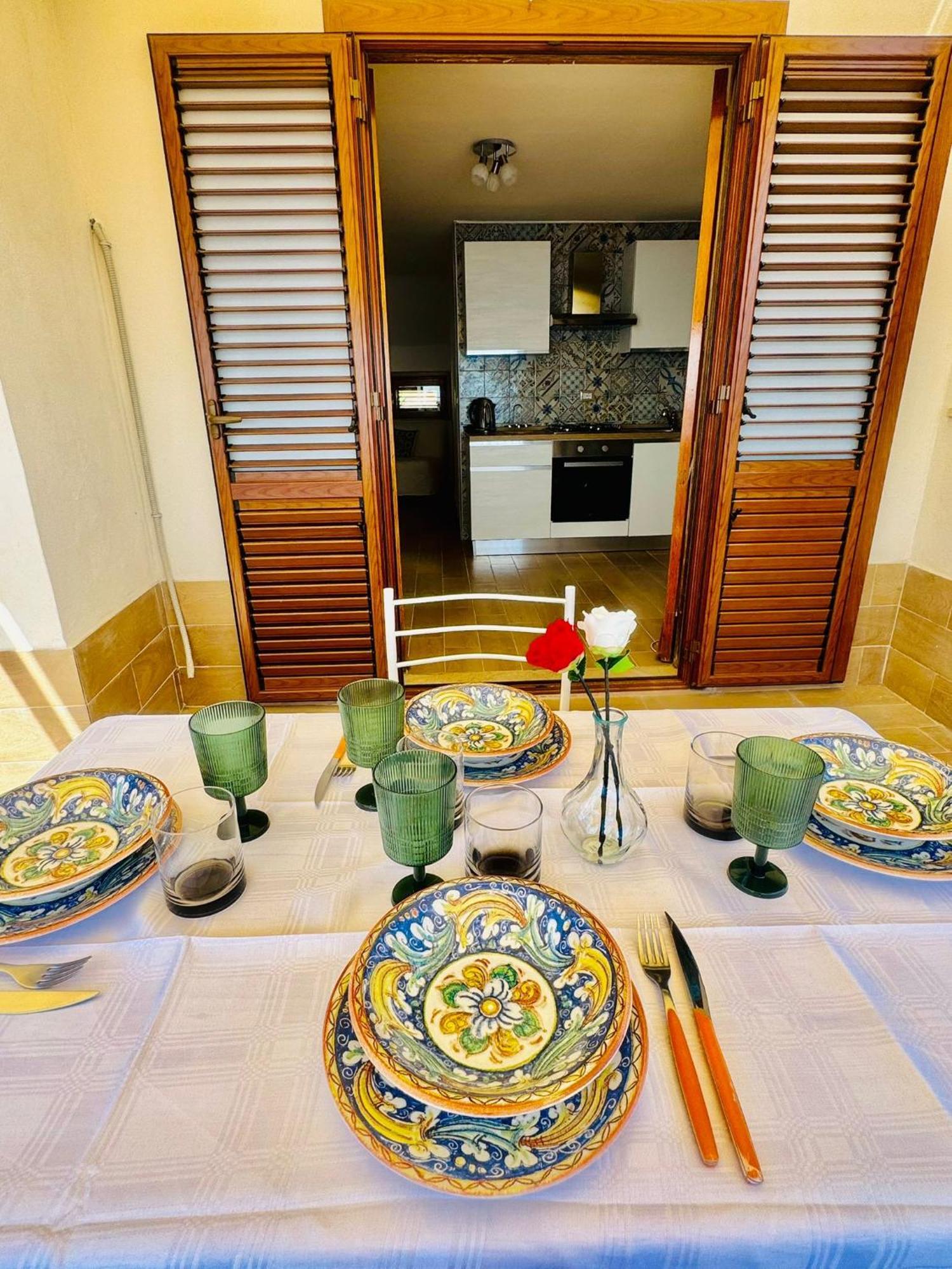 Sunrise Home يتوجاني المظهر الخارجي الصورة