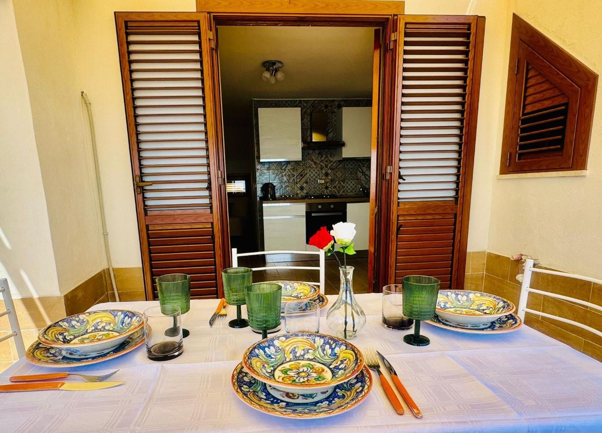 Sunrise Home يتوجاني المظهر الخارجي الصورة
