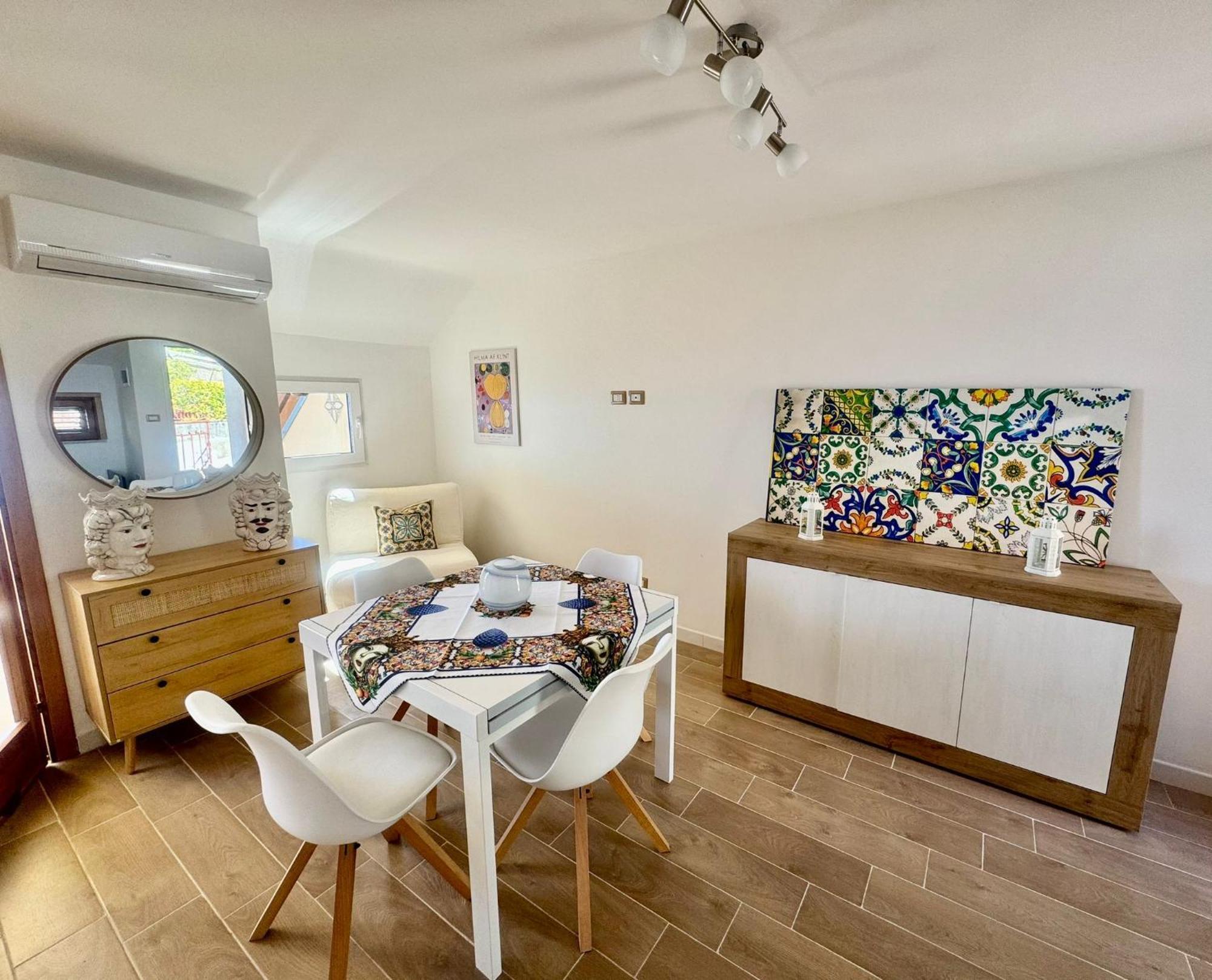 Sunrise Home يتوجاني المظهر الخارجي الصورة