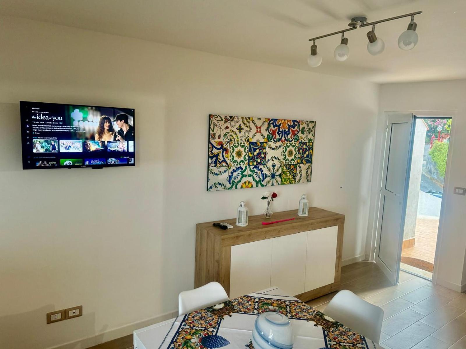 Sunrise Home يتوجاني المظهر الخارجي الصورة
